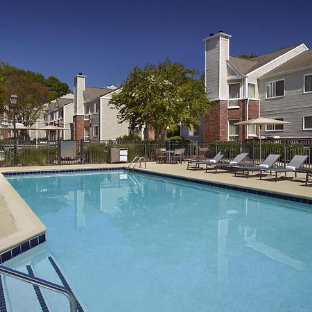 Trellis Durham Rtp Aparthotel Exterior photo